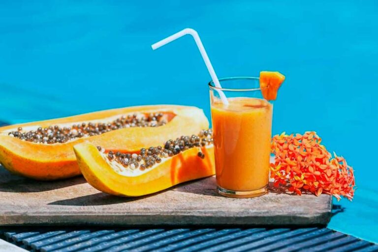 Zumo de Papaya: propiedades, beneficios, recetas y contraindicaciones